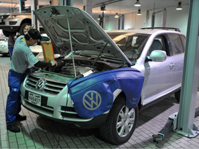 Φθηνό service και με εγγύηση για VW πενταετίας και άνω